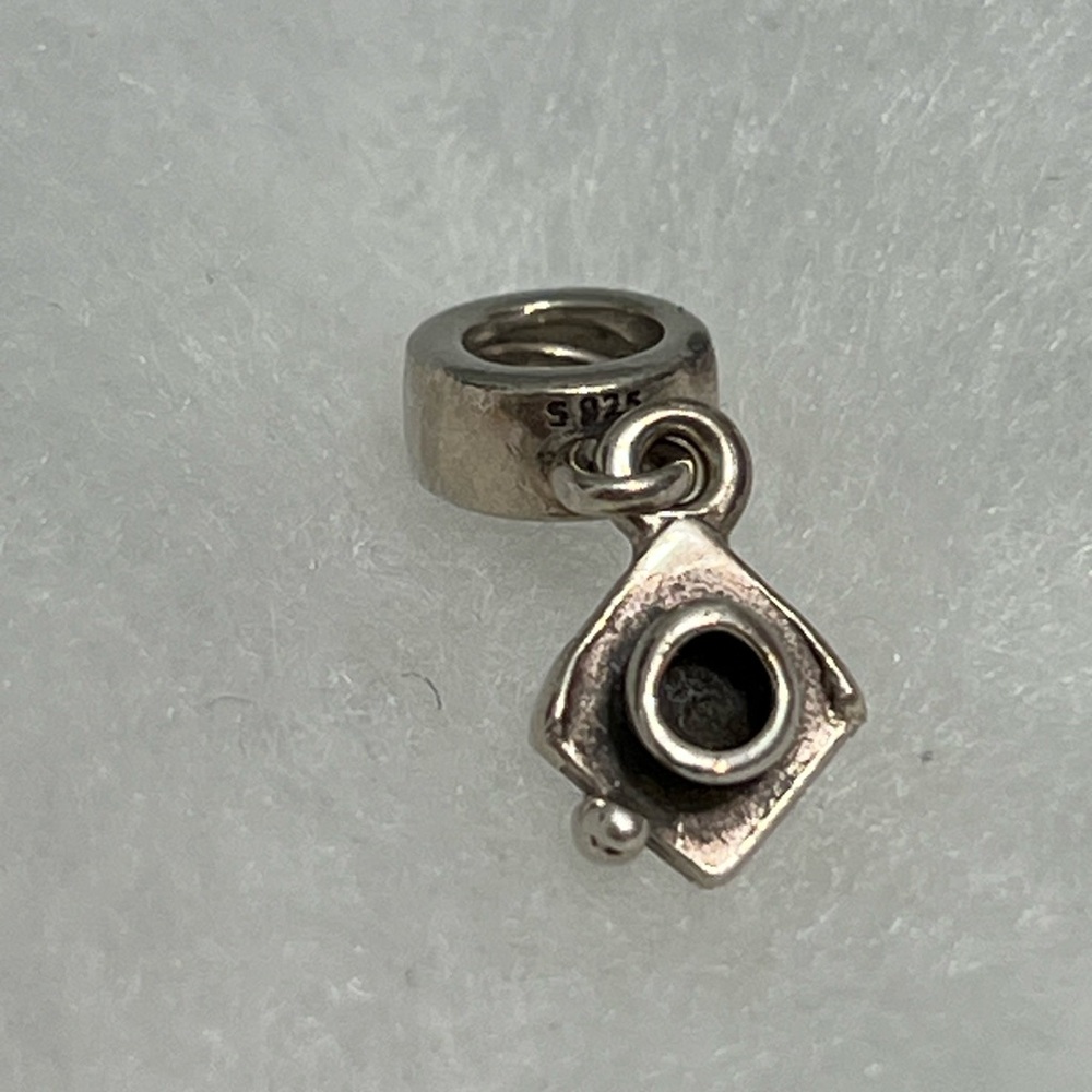 PANDORA STERLING SILVER GRADUATION HAT CHARM ALE - Picture 4 of 11